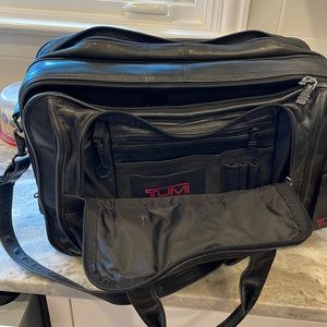 Tumi Breifcase
